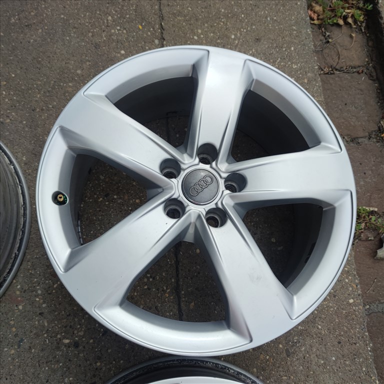5x112 18 Gyári Audi alufelni 125000ft a 4db/131/ 2. kép