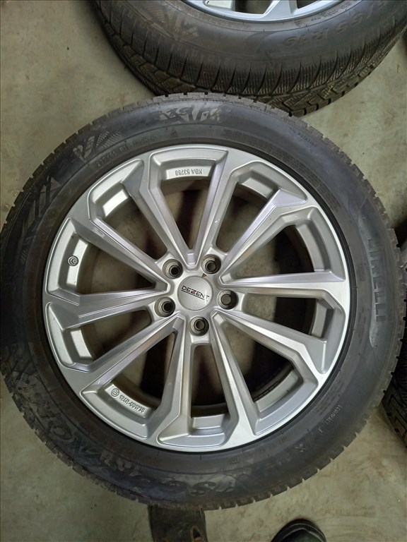 Hyundai Ionic5 5x114.3-as 7.5x19" újszerű Dezent alufelni, 235/55 használt Pirelli téli gumi sxx1 3. kép