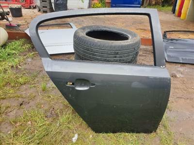 Opel Astra H Jobb hátsó ajtó 5ajtós