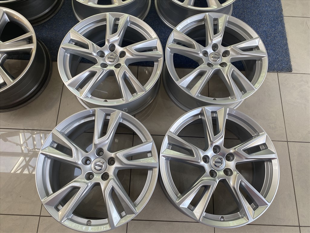 Volvo 18 gyári alufelni felni, 5x108, XC40 S60 S40   (3668) 3. kép