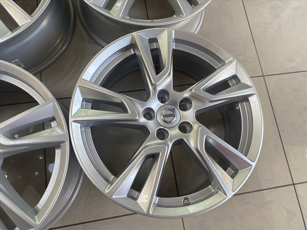 Volvo 18 gyári alufelni felni, 5x108, XC40 S60 S40   (3668) 4. kép