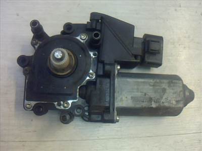 AUDI A6 97-04 Jobb első ablakemelő motor