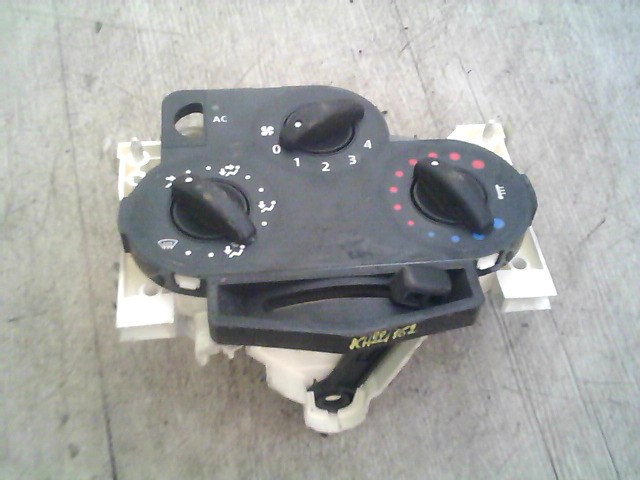 DACIA LOGAN 04.11-08.06 Fűtés vezérlő panel 1. kép