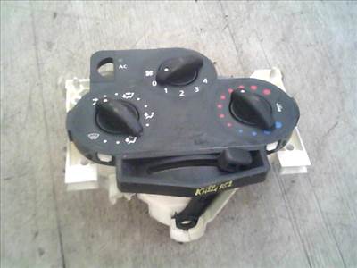 DACIA LOGAN 04.11-08.06 Fűtés vezérlő panel