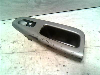 DAEWOO NUBIRA 99-03 Jobb hátsó ablakemelő kapcsoló