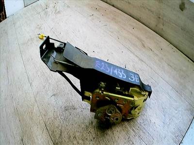 FORD FOCUS 98-04 Jobb első ajtó zárszerkezet központizáras