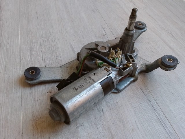 MITSUBISHI CARISMA 95.05-99.07 Ablaktörlő motor hátsó 1. kép
