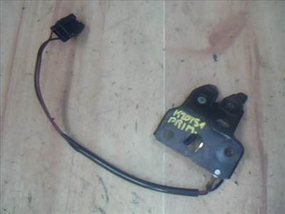 NISSAN PRIMERA P12 2001-2007 Motorháztető zár