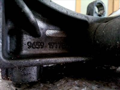 PEUGEOT 207 06.06.01-13.06.30 Generátor tartó bak