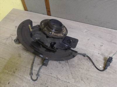 RENAULT Fluence 2013.01.01- Csonkállvány kerékaggyal jobb első