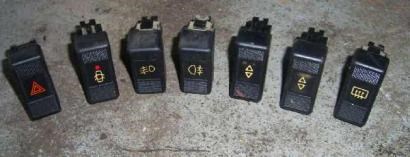 RENAULT R19 92- Jobb első ablakemelő kapcsoló 1. kép