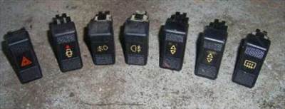 RENAULT R19 92- Jobb első ablakemelő kapcsoló