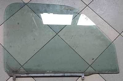 SUZUKI CARRY 99-05 Jobb első ajtóüveg