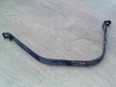 SUZUKI SWIFT 2010-2017 Üzemanyagtank tartó pánt