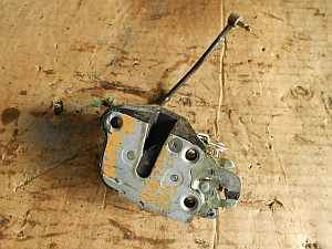 SUZUKI SWIFT 89-96 Bal első ajtó zárszerkezet mechanikus