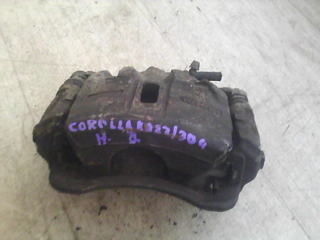 TOYOTA COROLLA 99.10-02.01 Bal első féknyereg munkahengerrel 1. kép