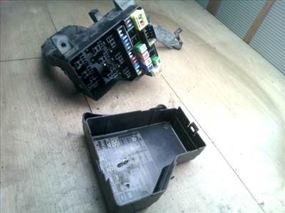 VOLVO V40 Biztosítéktábla BCM BSI BSM SAM GEM modul 