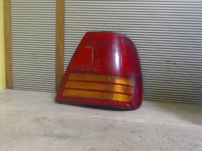 SUZUKI SWIFT 96-05 Jobb hátsó lámpa
