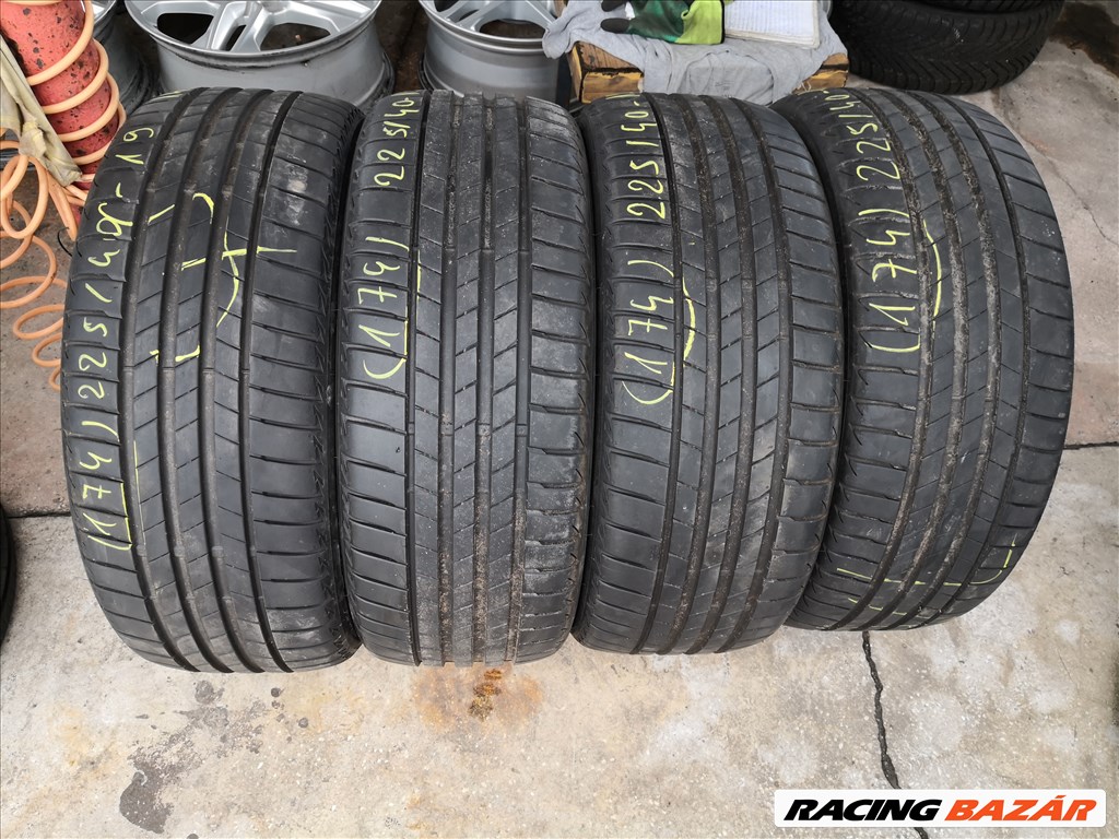 225/40 R19 Bridgestone nyári gumi 145000ft a 4db/174/ 5. kép