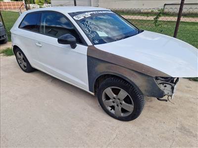 Audi A3 (8V) bontott alkatrészei