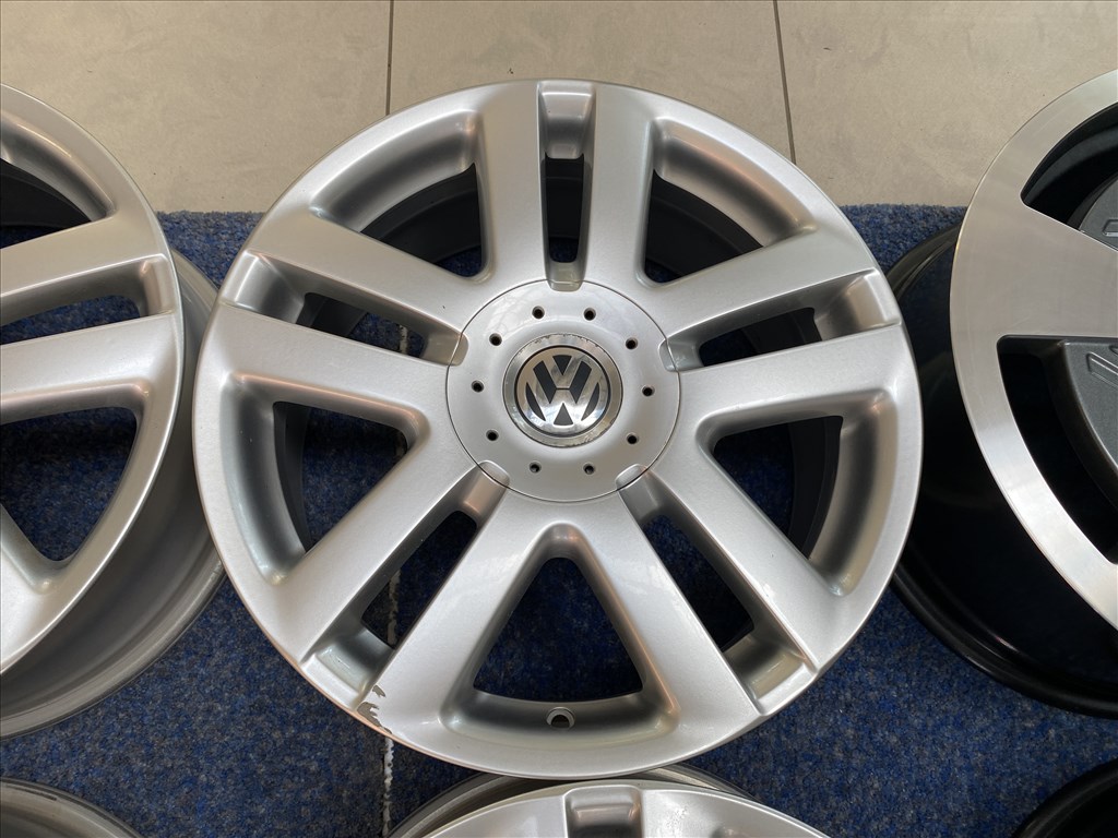 (2789)  Volkswagen 17 gyári alufelni, felni, 5x112, Golf Caddy Touran 5. kép