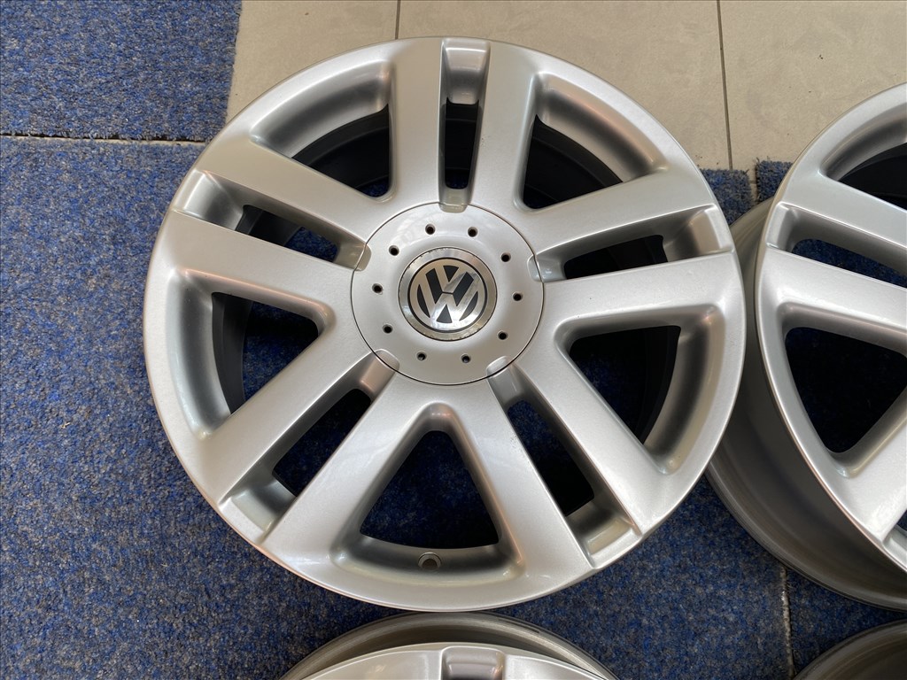 (2789)  Volkswagen 17 gyári alufelni, felni, 5x112, Golf Caddy Touran 6. kép