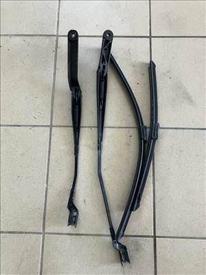 Skoda Superb II ablaktörlő kar 