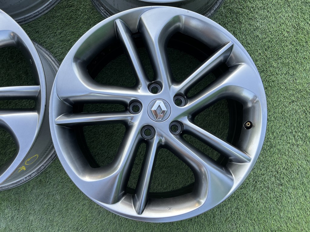 5x114.3 18" Renault gyári alufelni 7Jx18h2 ET40 3. kép