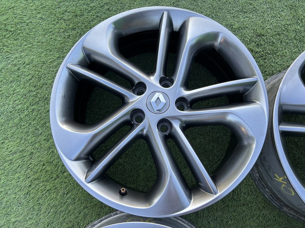 5x114.3 18" Renault gyári alufelni 7Jx18h2 ET40 5. kép