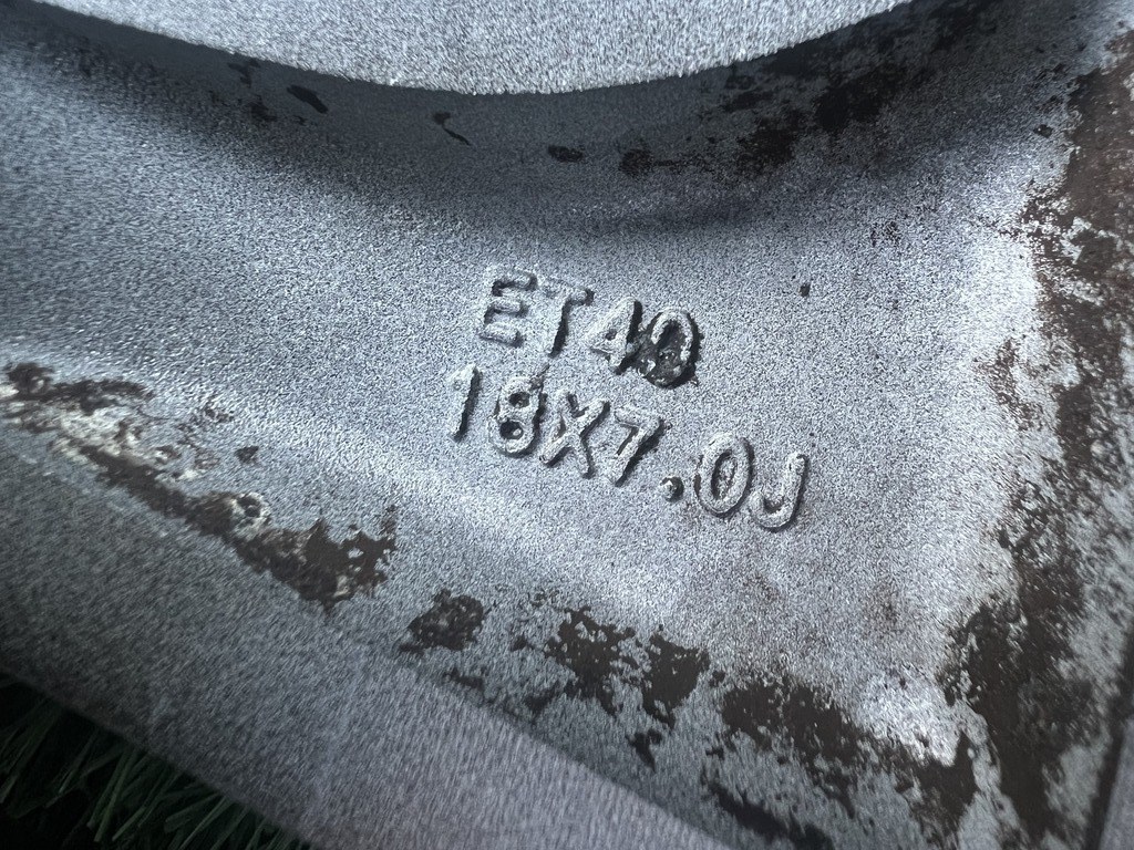 5x114.3 18" Renault gyári alufelni 7Jx18h2 ET40 7. kép