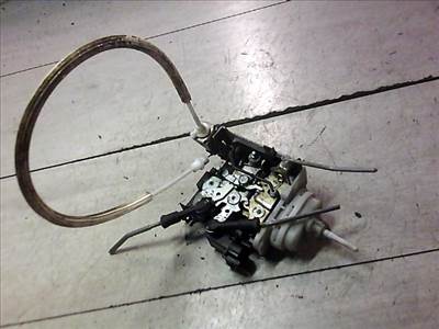 AUDI A4 98-01 Bal első ajtó zárszerkezet központi záras