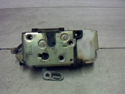 FIAT PUNTO II. Bal első ajtó zárszerkezet központi záras