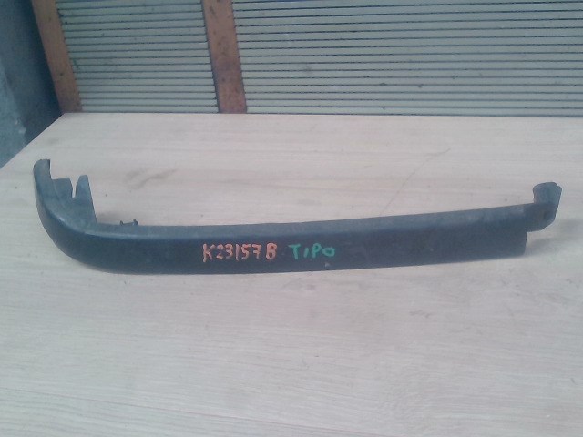 FIAT TIPO 89- Bal fényszóró alatti bajusz díszléc 1. kép