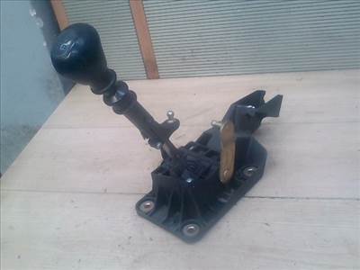 FORD FOCUS 98-04 Váltó kulissza