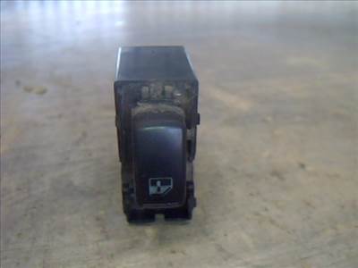 HYUNDAI TRAJET Jobb első ablakemelő kapcsoló