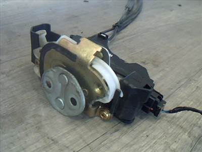 MITSUBISHI COLT 04.04-08.09 Jobb első ajtó zárszerkezet mechanikus