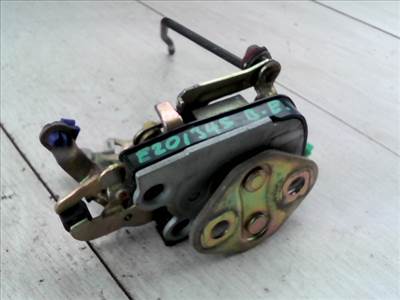 SUZUKI SWIFT 89-96 Bal első ajtó zárszerkezet mechanikus