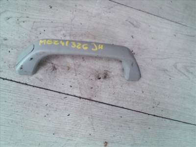 SUZUKI SWIFT 96-05 Jobb hátsó kapaszkodó 