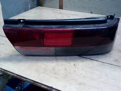SUZUKI SWIFT 96-05 Jobb hátsó lámpa