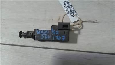 VOLKSWAGEN GOLF IV. Féklámpa pedál kapcsoló