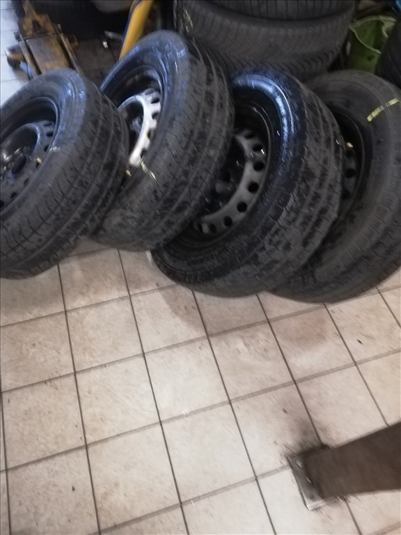  195/70 R15" C-s újszerű Paxaro nyári gumi  5. kép