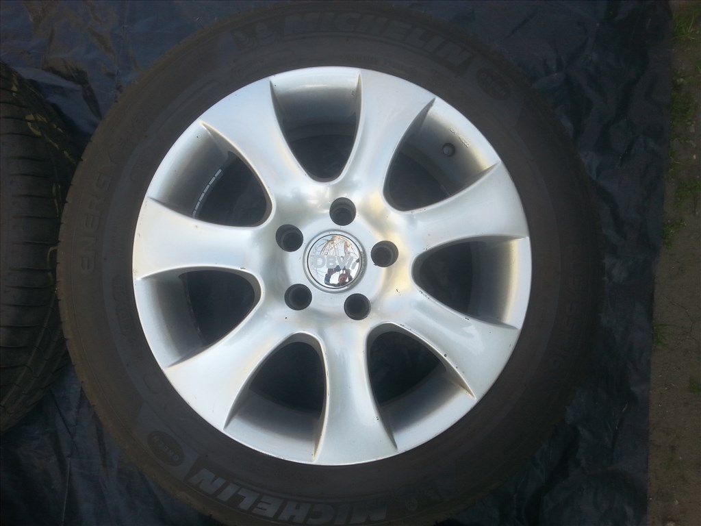  Audi/VW/Skoda/Seat alufelni, rajta 205/55R16 Michelin nyári gumi  2. kép