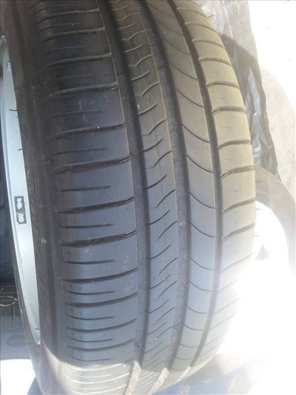  Audi/VW/Skoda/Seat alufelni, rajta 205/55R16 Michelin nyári gumi  8. kép