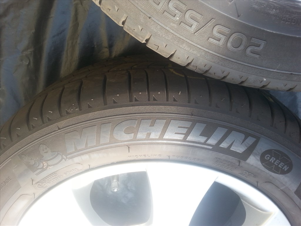  Audi/VW/Skoda/Seat alufelni, rajta 205/55R16 Michelin nyári gumi  10. kép