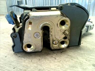 NISSAN MAXIMA A33 1999.04- Jobb első ajtó zárszerkezet központizáras