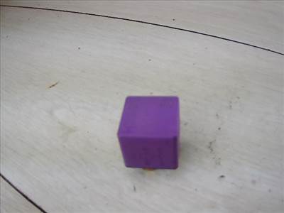 OPEL CORSA C 00-06 Relé 