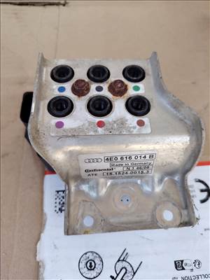 Audi A8 (D3 - 4E), légrugó szeleptömb  4e0616014b