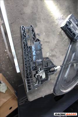 Audi A4/B8 Bal első kilincsfészek   8t1837885a