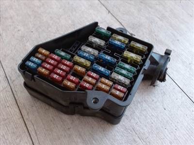 AUDI A6 97-04 Biztosítéktábla BCM BSI BSM SAM GEM modul Utastér