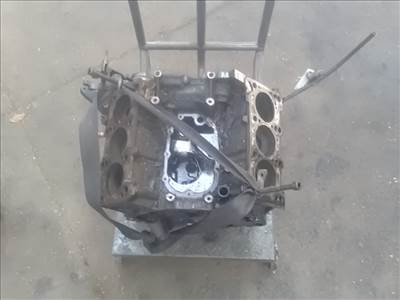 AUDI A6 97-04 Motor, diesel fűzött blokk hengerfej nélkül